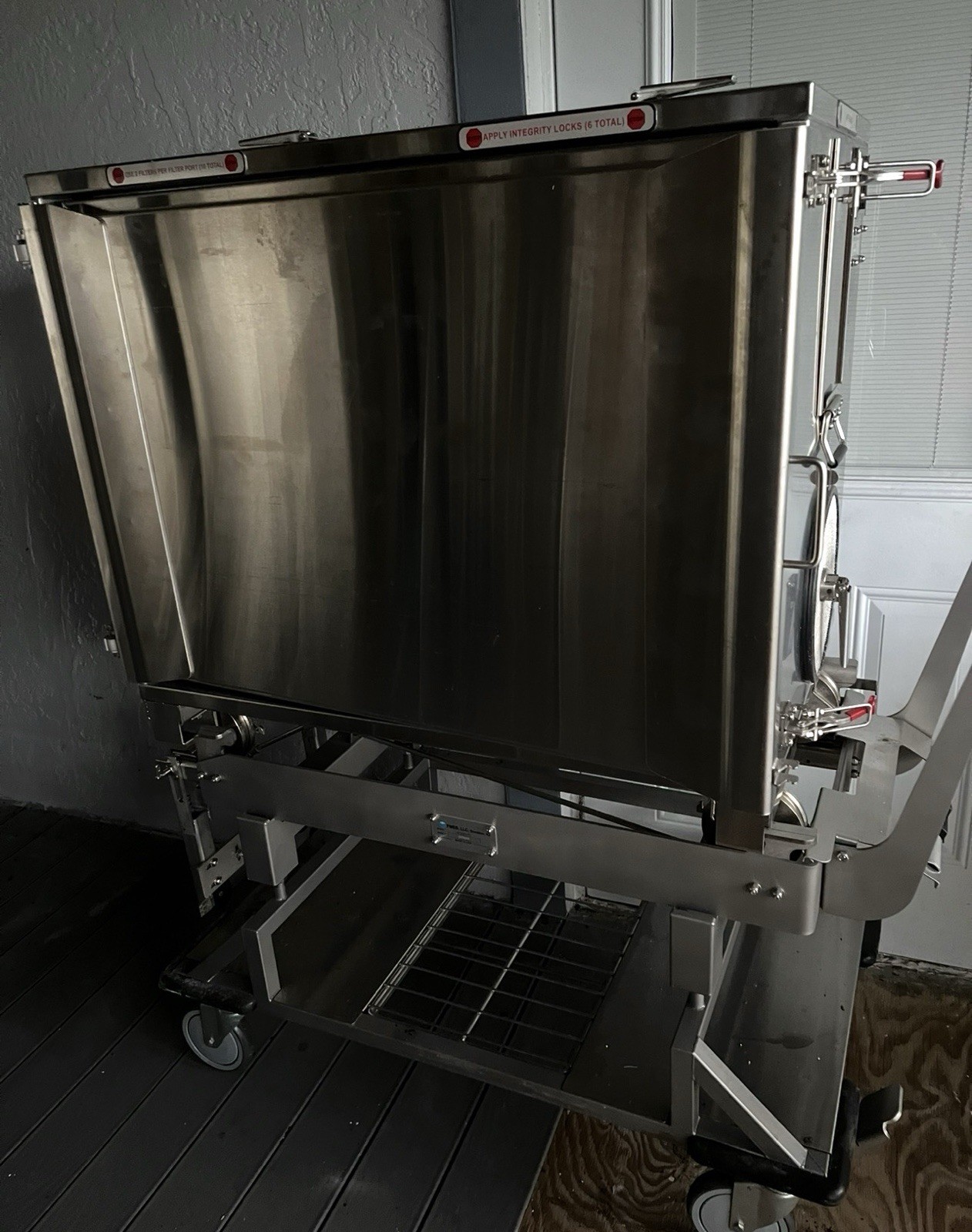 Steri Cube Sterilization Gabinets De Uso Hospitalario Model MTS300-CAB