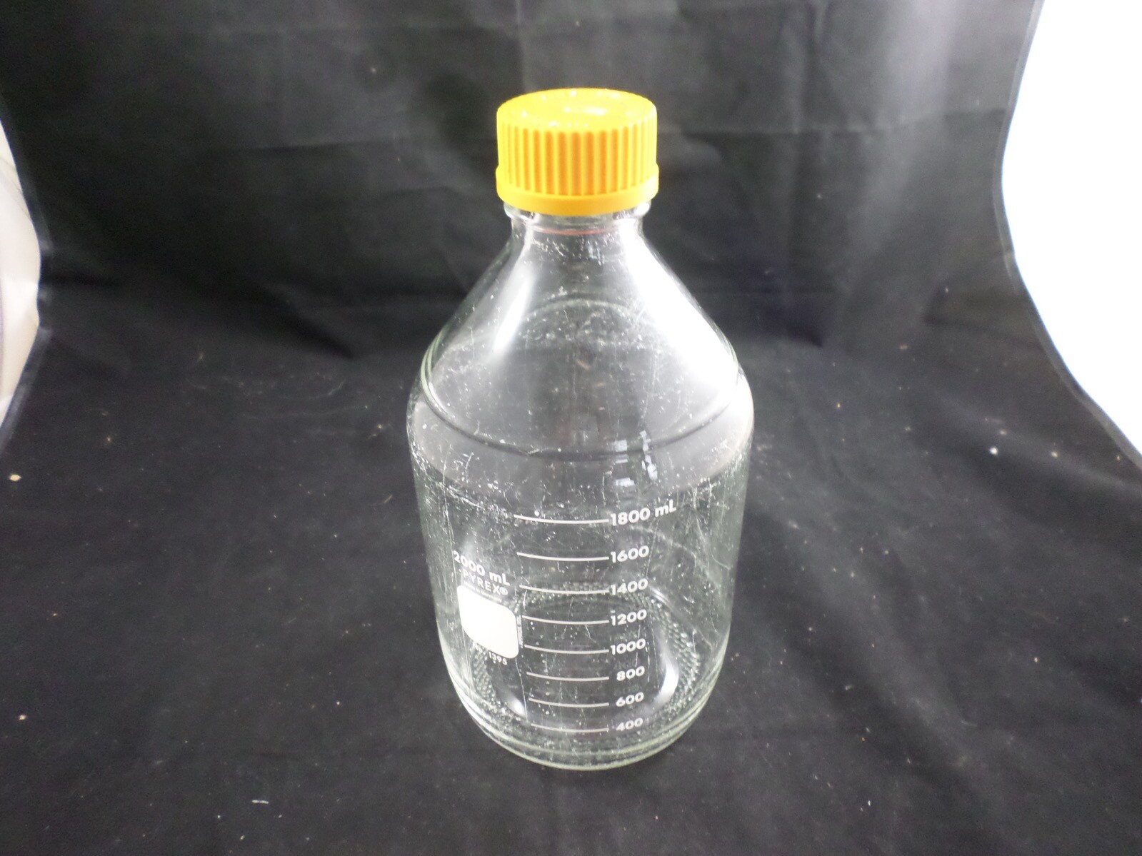 PYREX 2L Graduated Round Media Storage Bottles With GL45 Screw Cap 13952L(10/cs)