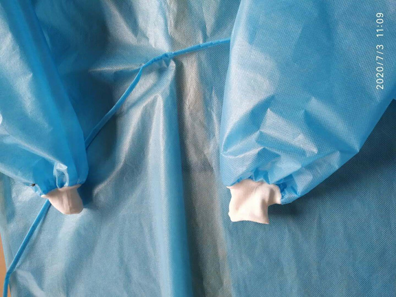 Disposable Isolation gowns universal size none woven cloth (pack of 20)