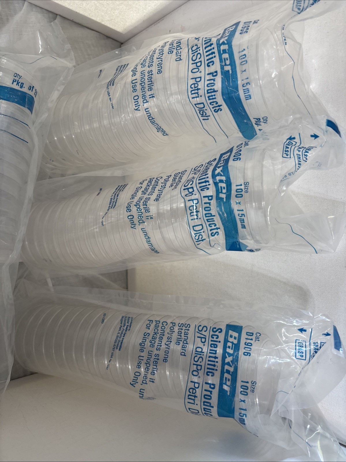Baxter Polystyrene Sterile Petri Dishes Lot 7 Packs of 20 Total 140