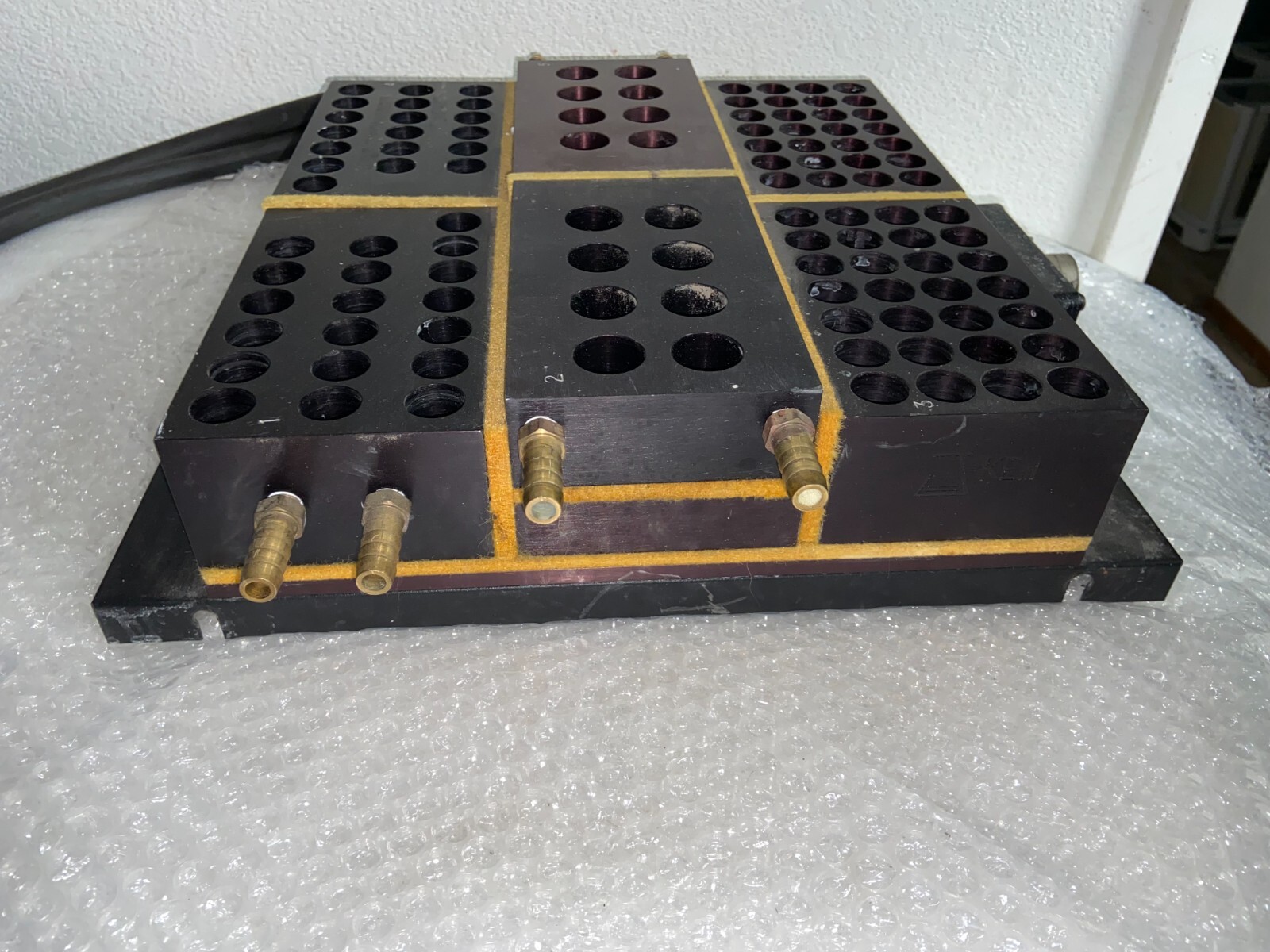 J-Kem Multi-Well Reactor Base for Max-Q Orbital Shaker – Used – Laboratory