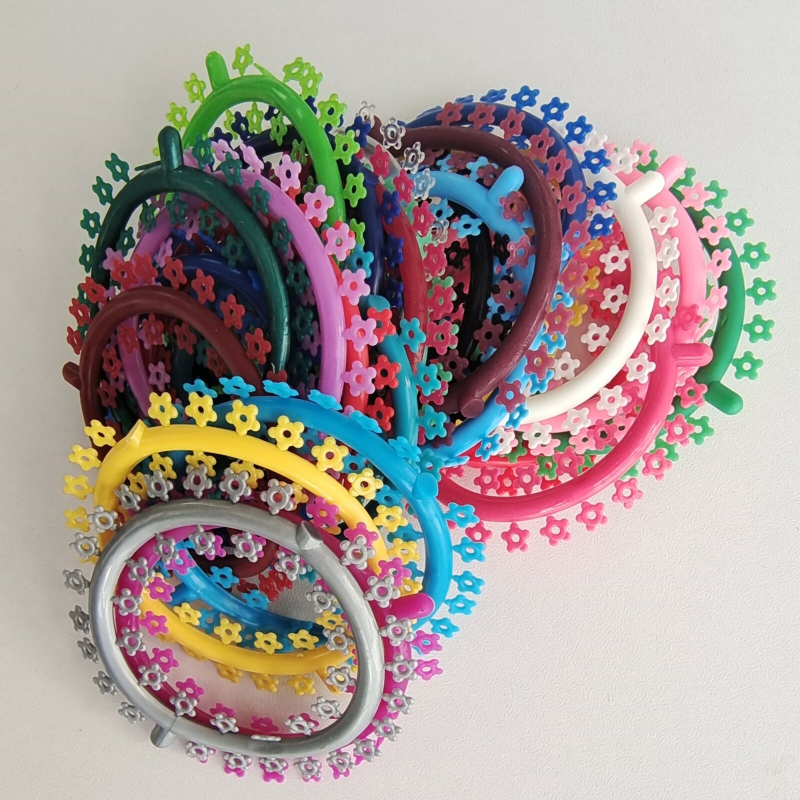 1000Pcs Dental Orthodontic Elastic Ligature Tie Multi-Colored Flower Rubber Band