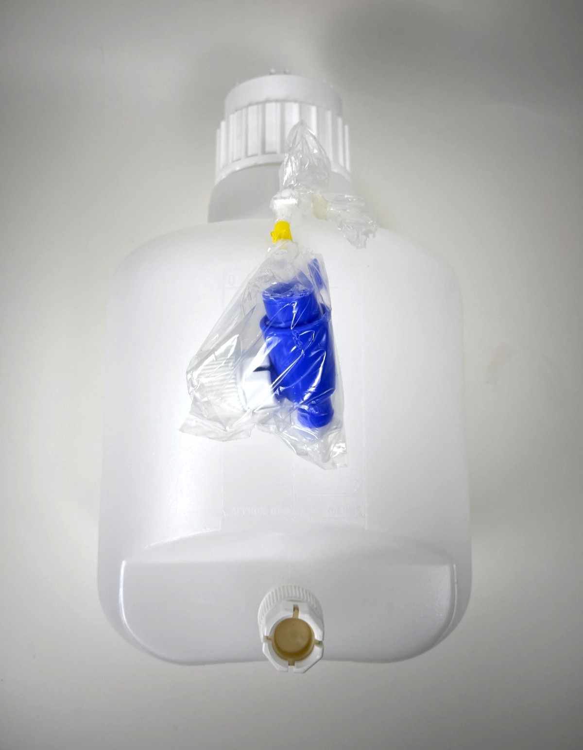 Thermo Scientific Nalgene 02-963-2A Carboy With Spigot, 10L, Handles, New