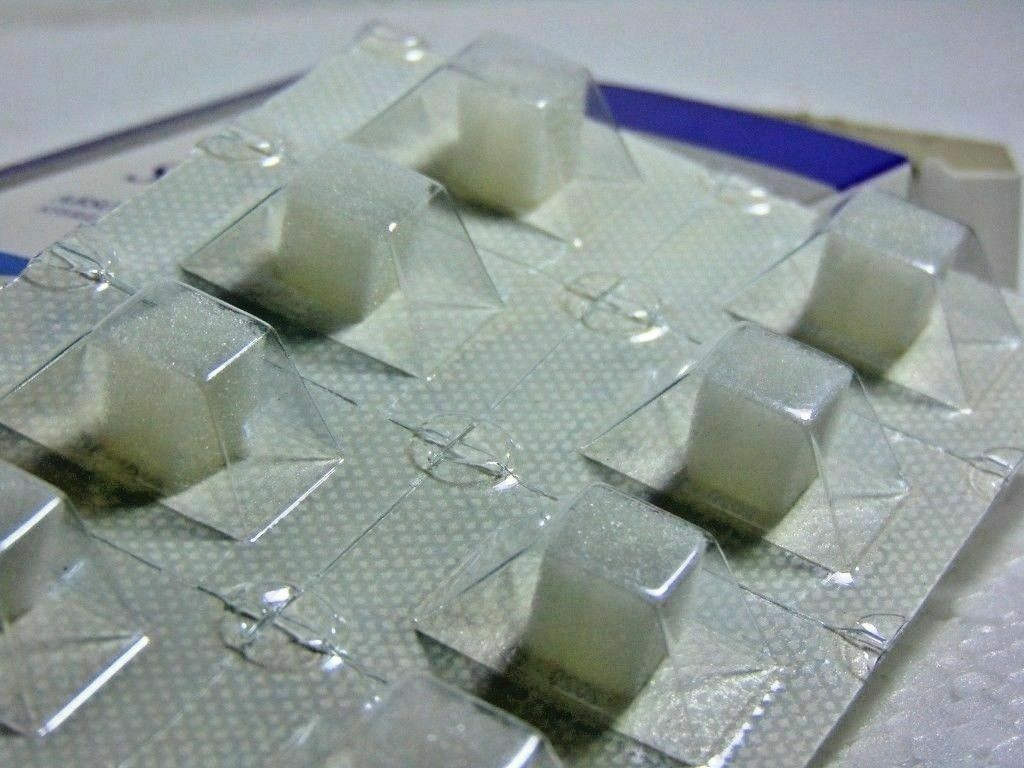 10 Pack of Dental Hemosponge Absorbable Gelatin USP Sterile 32 Sponge 10x10x10mm