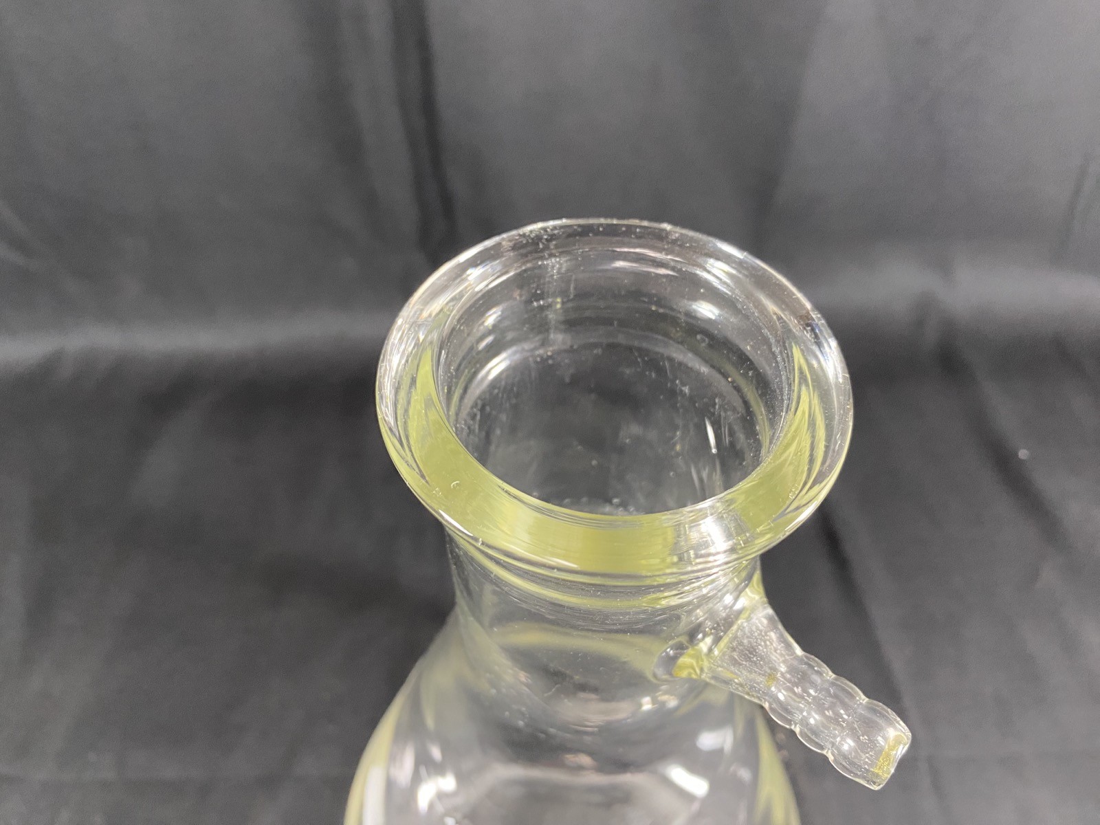 PYREX 4000mL Heavy Wall Filtering Flask W Sidearm Tubulation 12.5mm OD 5340-4L