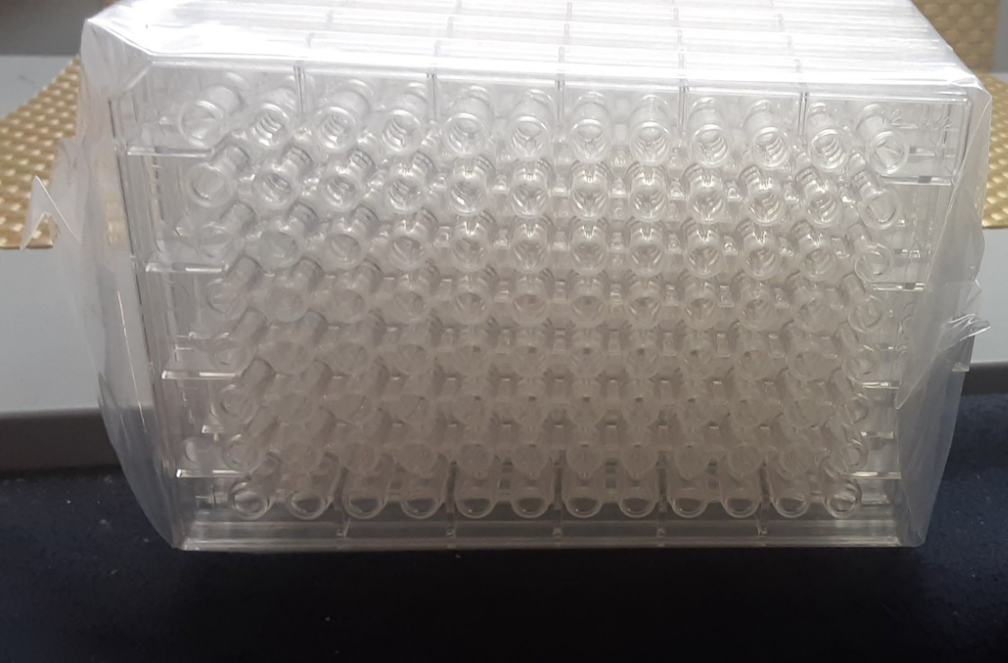 CORNING COSTAR 96-Well Clear F-Bottom Half Area PS Assay Plate w/o Lid(25) 3690