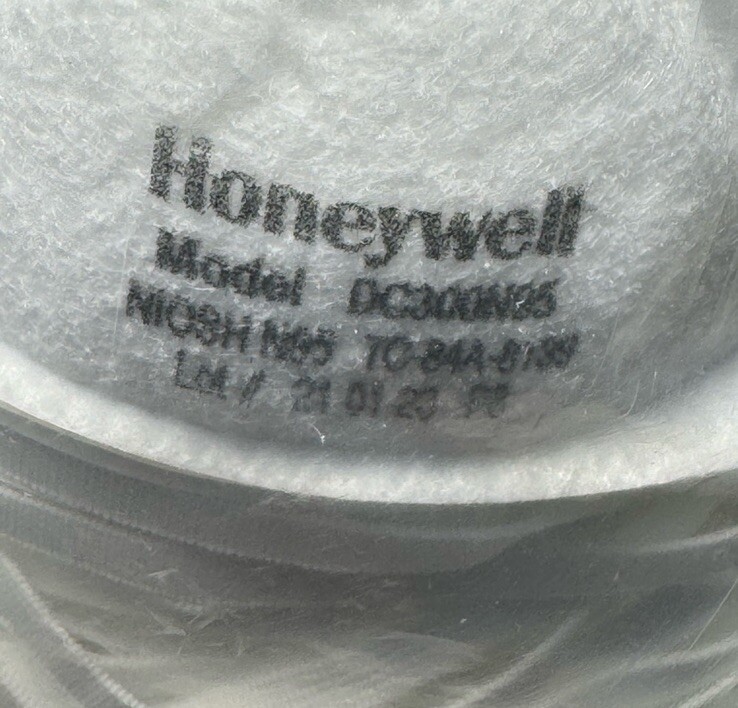 Honeywell N95 DC300N95B Particulate Respirators Face Mask NIOSH Approved Lot 100
